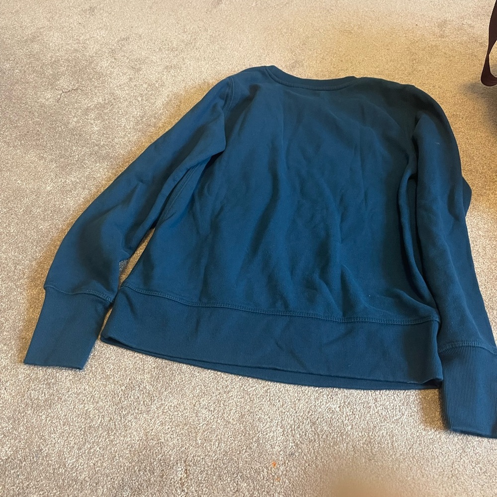 Dark blue sweatshirt